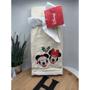 NEW Disney 2 Pack Mickey Mouse and Minnie Mouse Christmas Hand Towels